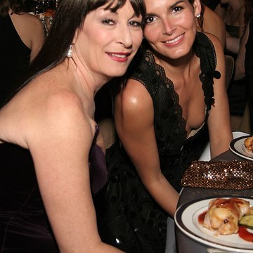 Angie Harmon - Nude and Event Awards Collection in angie_harmonfan_2979669239141083301_46375958150.jpg - hidden celebrity photo